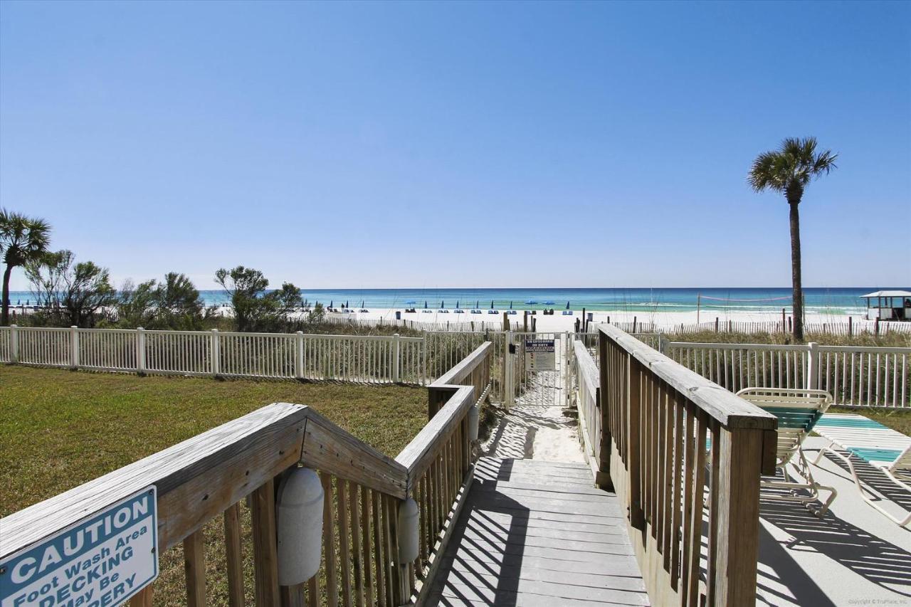 Holiday home Long 302 Tower 2 By Book That