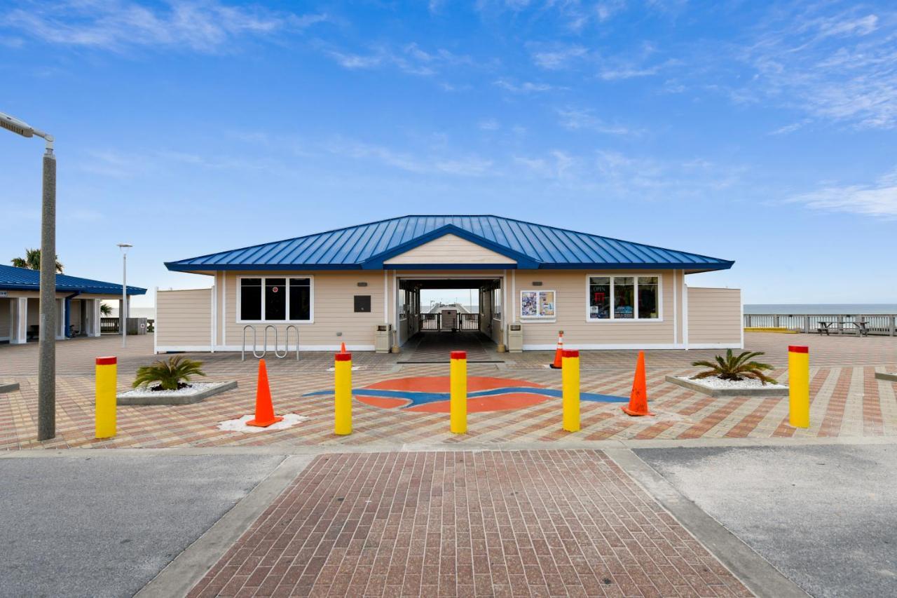 Long 302 Tower 2 By Book That * Panama City Beach