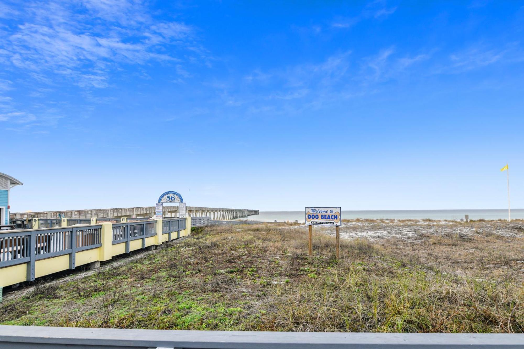 Holiday home Long 302 Tower 2 By Book That